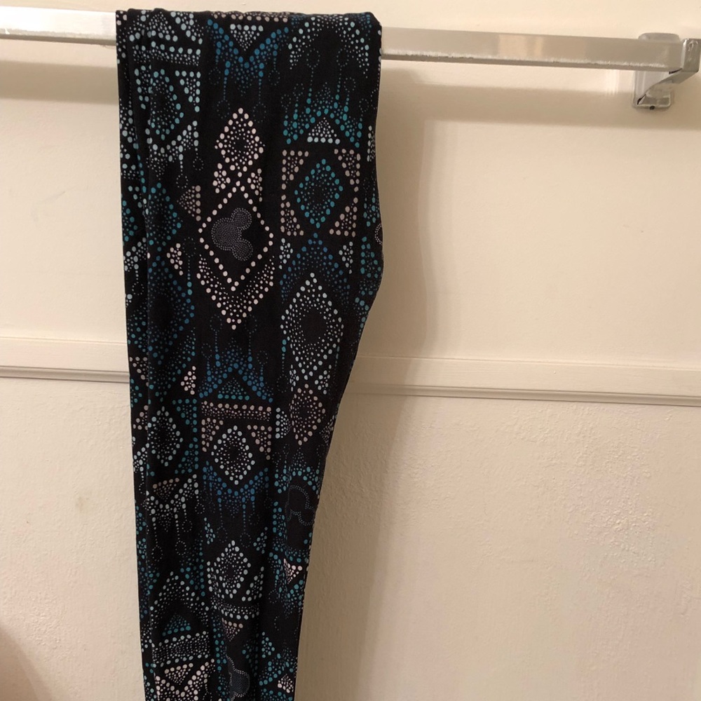 Lularoe OS Disney Mickey leggings